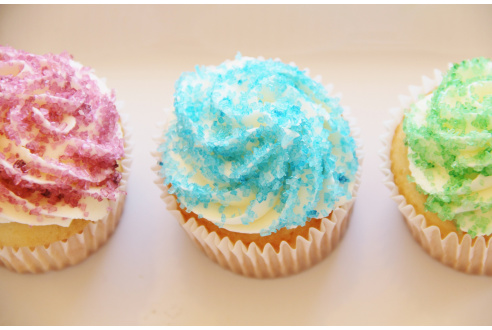 popping_candy_cupcake-1